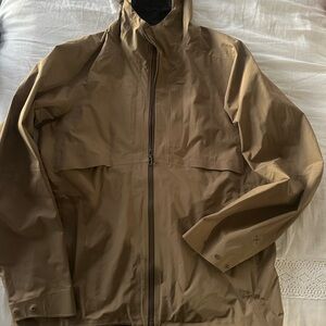Lulu Lemon City-to-Hike Waterproof Jacket Men's Brown Raincoat